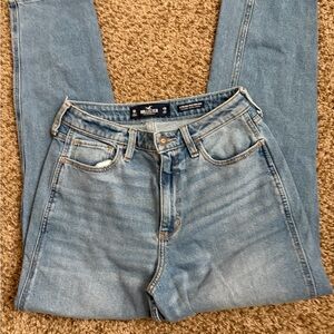 Hollister Denim Blue Jeans ultra High Rise Mom W29 L 27